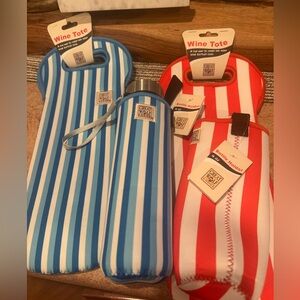 Blue and Red Stripe Great Wolf Lodge Wine Tote and Bottle Holder Set of 4
